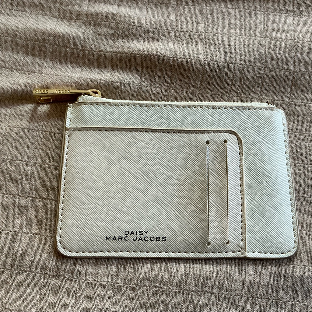 Marc Jacobs Daisy Wallet